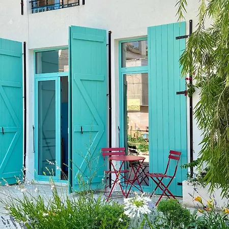 Flower Cozy Flat Santorini 5 Minutes Walking From The Sea Free Parking هيماري